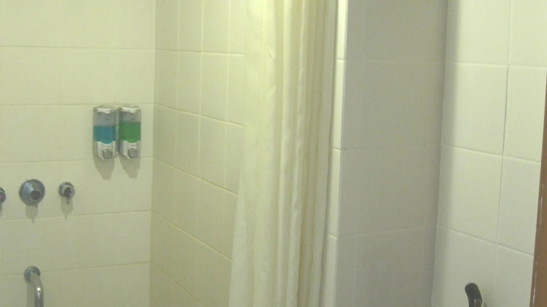Kampi Hotel Legian