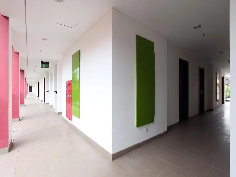 Kampi Hotel Legian  레기안